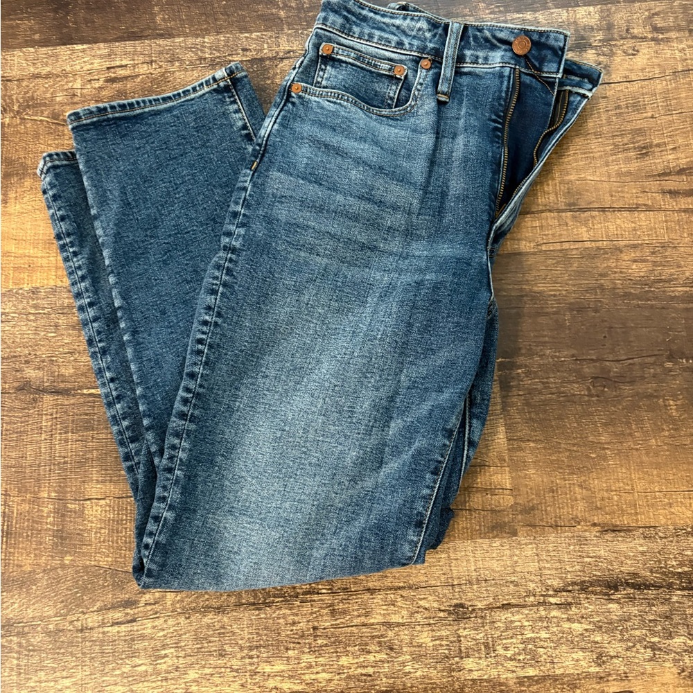 Madewell Straight-Leg Women's Jeans in Mid Blue Wash